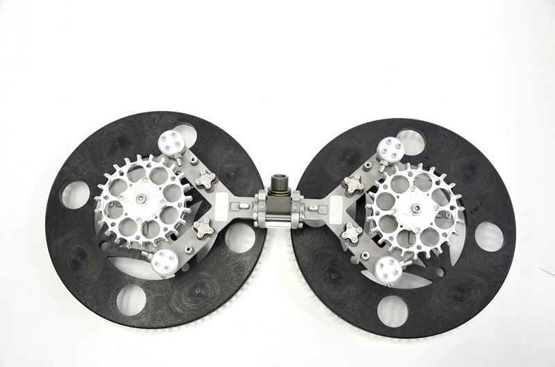 Double Head Water Driven Rotating Brushes